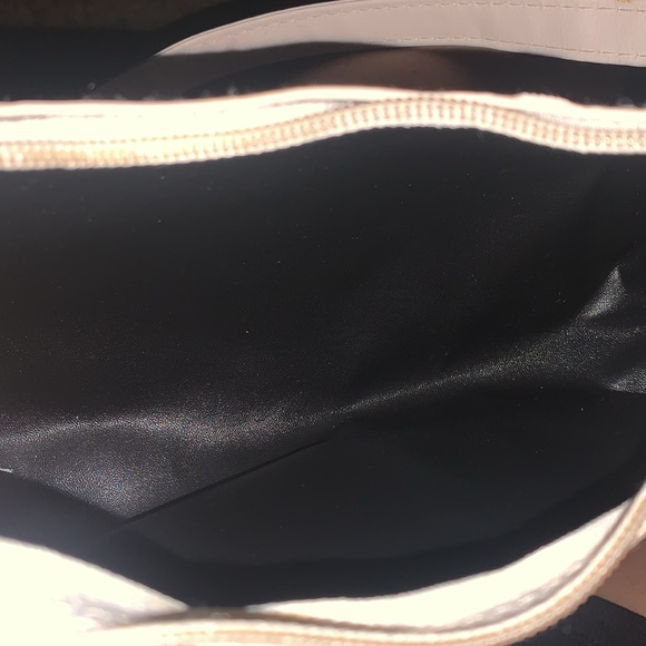 White shoulder bag - Picture 2 of 2
